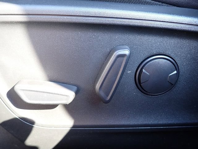 Used 2022 Ford Escape SEL w/ SEL Stealth AWD Package image 24