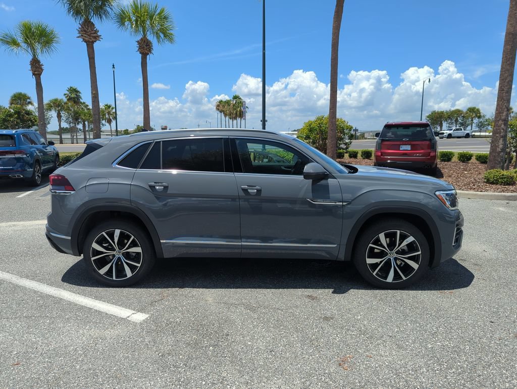 New 2026 Volkswagen Atlas Cross Sport SEL Premium R-Line AWD/4WD image 3