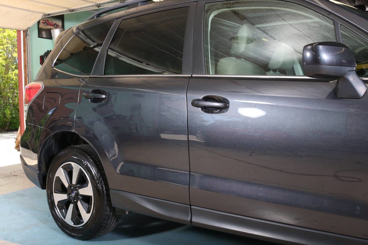 Used 2018 Subaru Forester 2.5i Limited AWD/4WD image 14