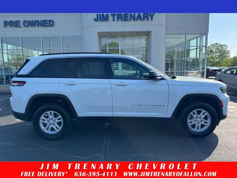 Used 2024 Jeep Grand Cherokee Laredo w/ Luxury Tech Group I image 1