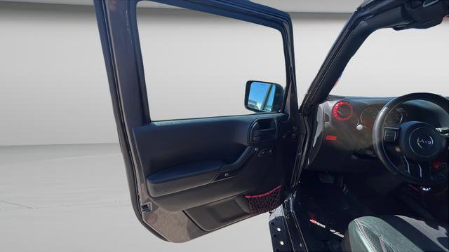 Used 2017 Jeep Wrangler Unlimited Rubicon image 9