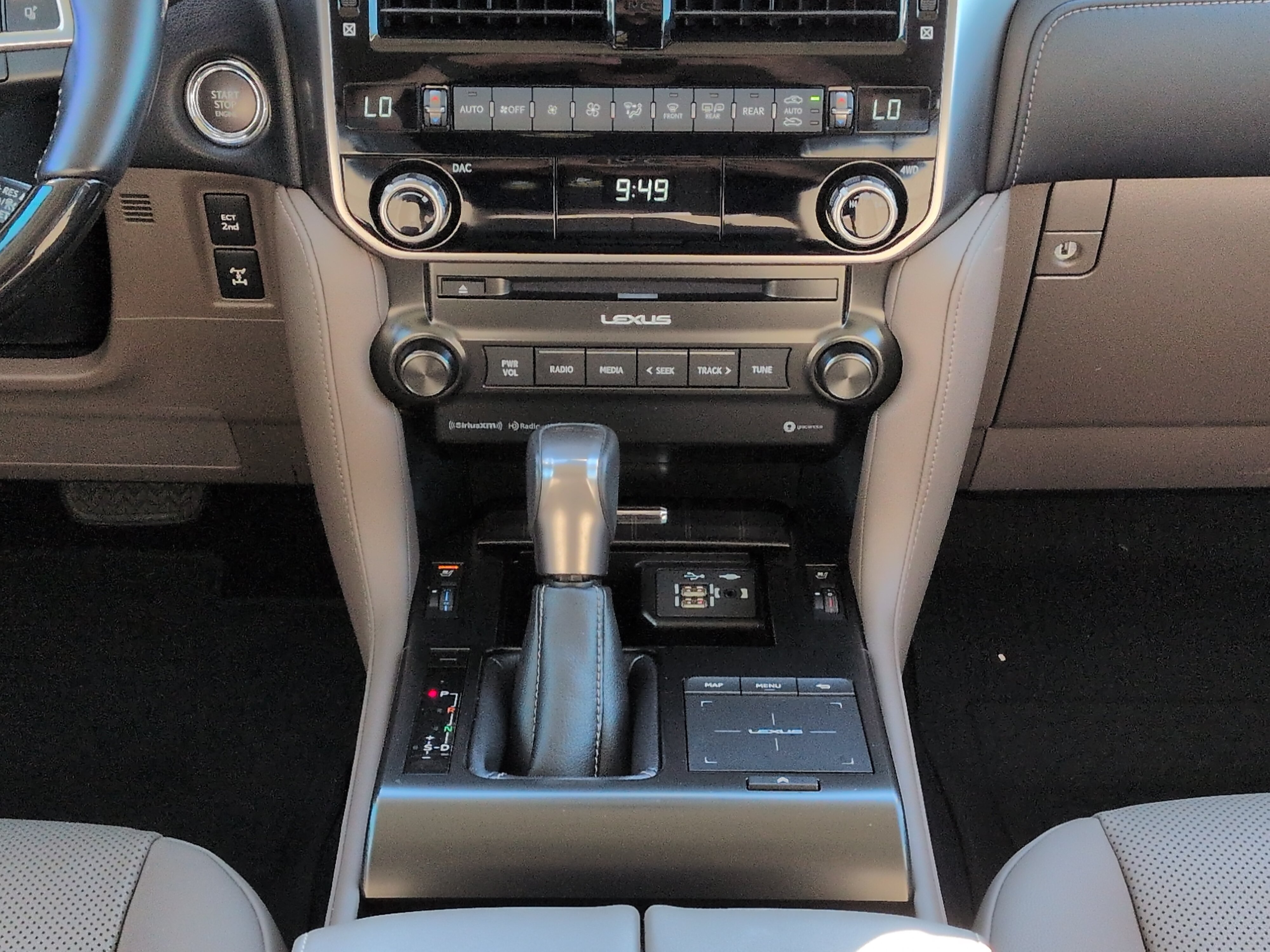Used 2022 Lexus GX 460 Premium w/ Premium Package AWD/4WD image 17
