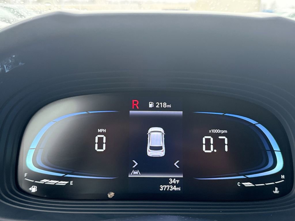 Used 2024 Hyundai Venue Limited image 10