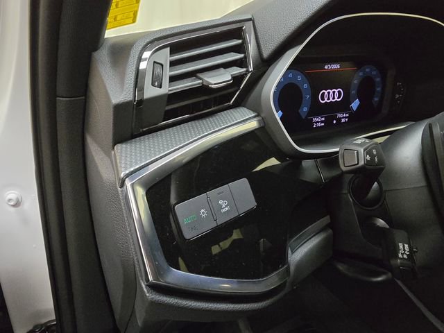 Certified 2025 Audi Q3 2.0T Premium w/ Convenience Package AWD/4WD image 19