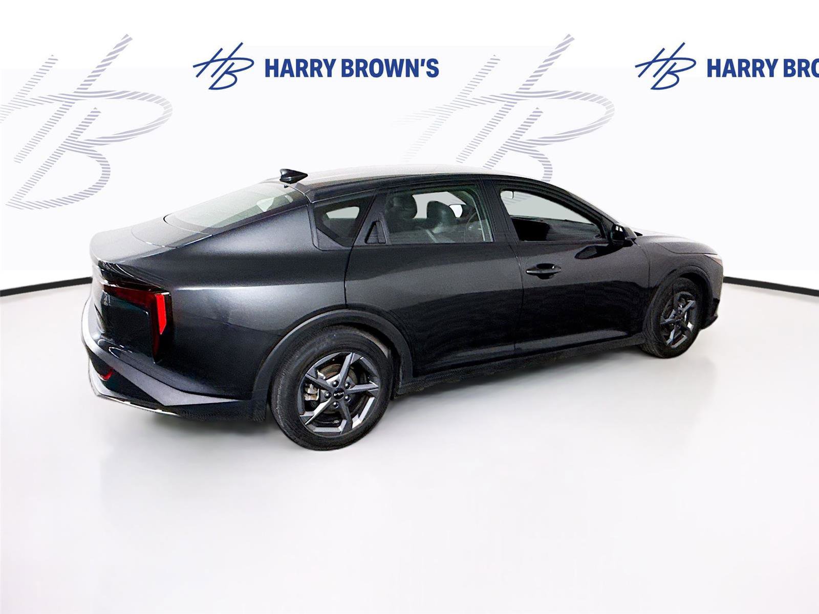 Used 2025 Kia K4 FWD image 29