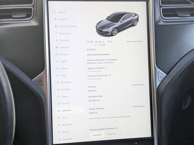 Used 2015 Tesla Model S 90D image 15