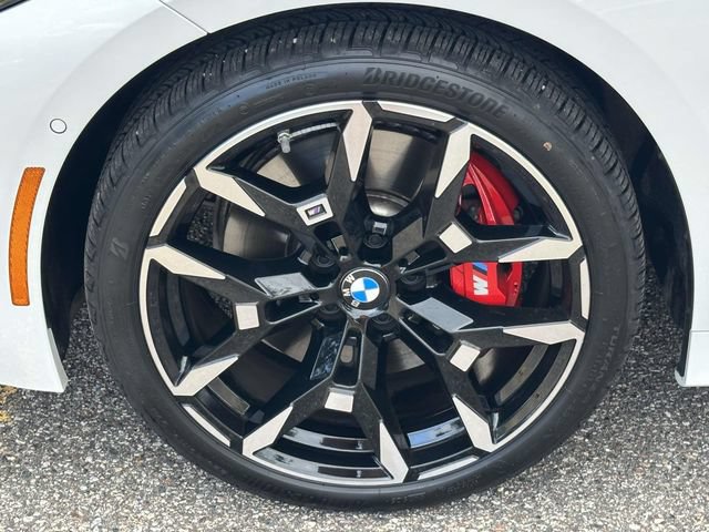 Used 2026 BMW 330i xDrive Sedan w/ M Sport Package AWD/4WD image 13