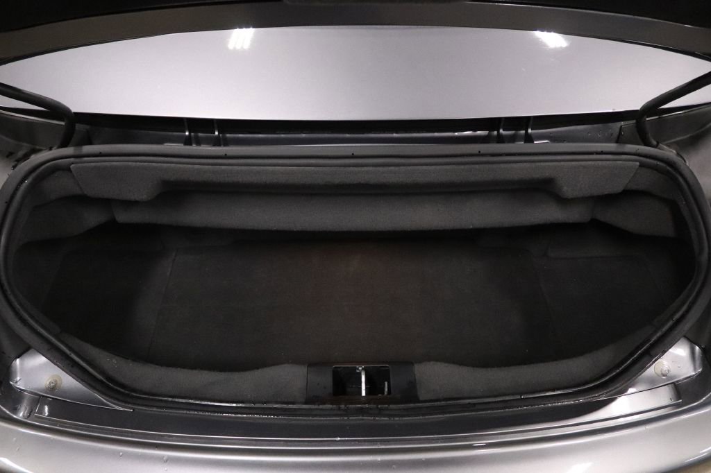 Used 2016 Maserati GranTurismo Sport image 21