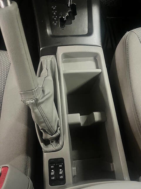 Used 2012 Subaru Forester 2.5X Premium w/ All-Weather Pkg image 10