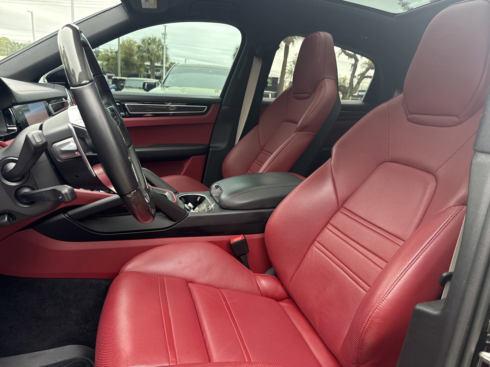 Used 2022 Porsche Cayenne S Platinum image 15