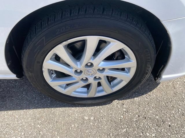 Used 2012 MAZDA MAZDA5 Sport FWD image 27