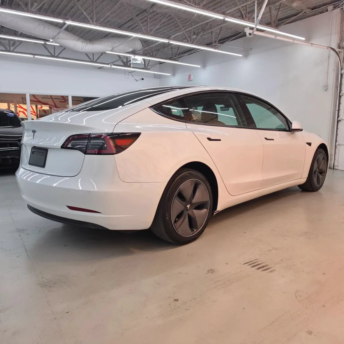 Used 2023 Tesla Model 3 Standard Range RWD image 6
