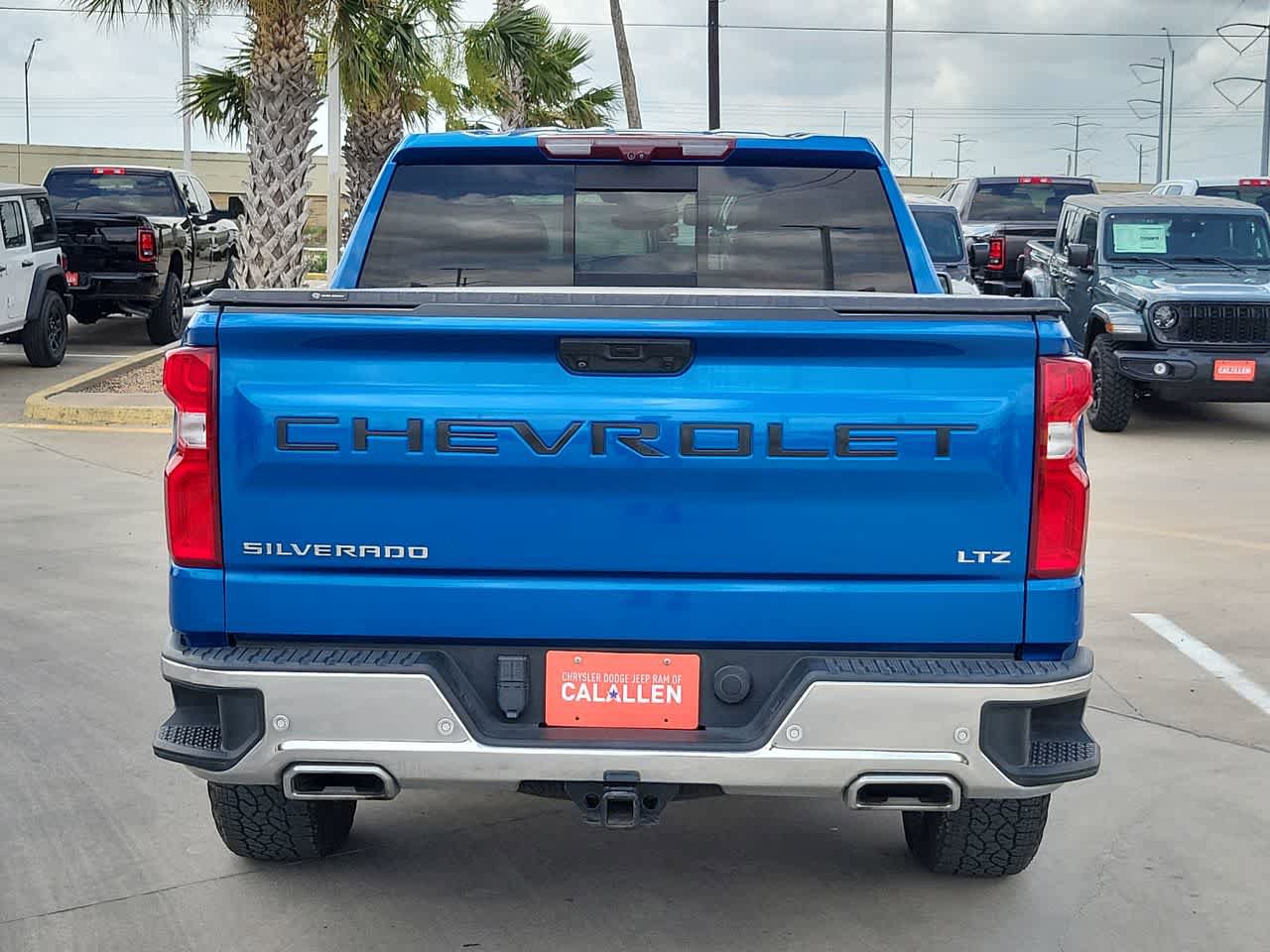 Used 2022 Chevrolet Silverado 1500 LTZ w/ LTZ Premium Texas Edition AWD/4WD image 13