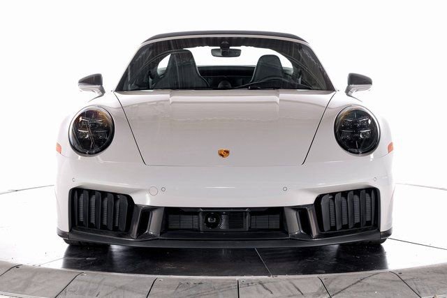 Certified 2026 Porsche 911 Targa 4 GTS image 8