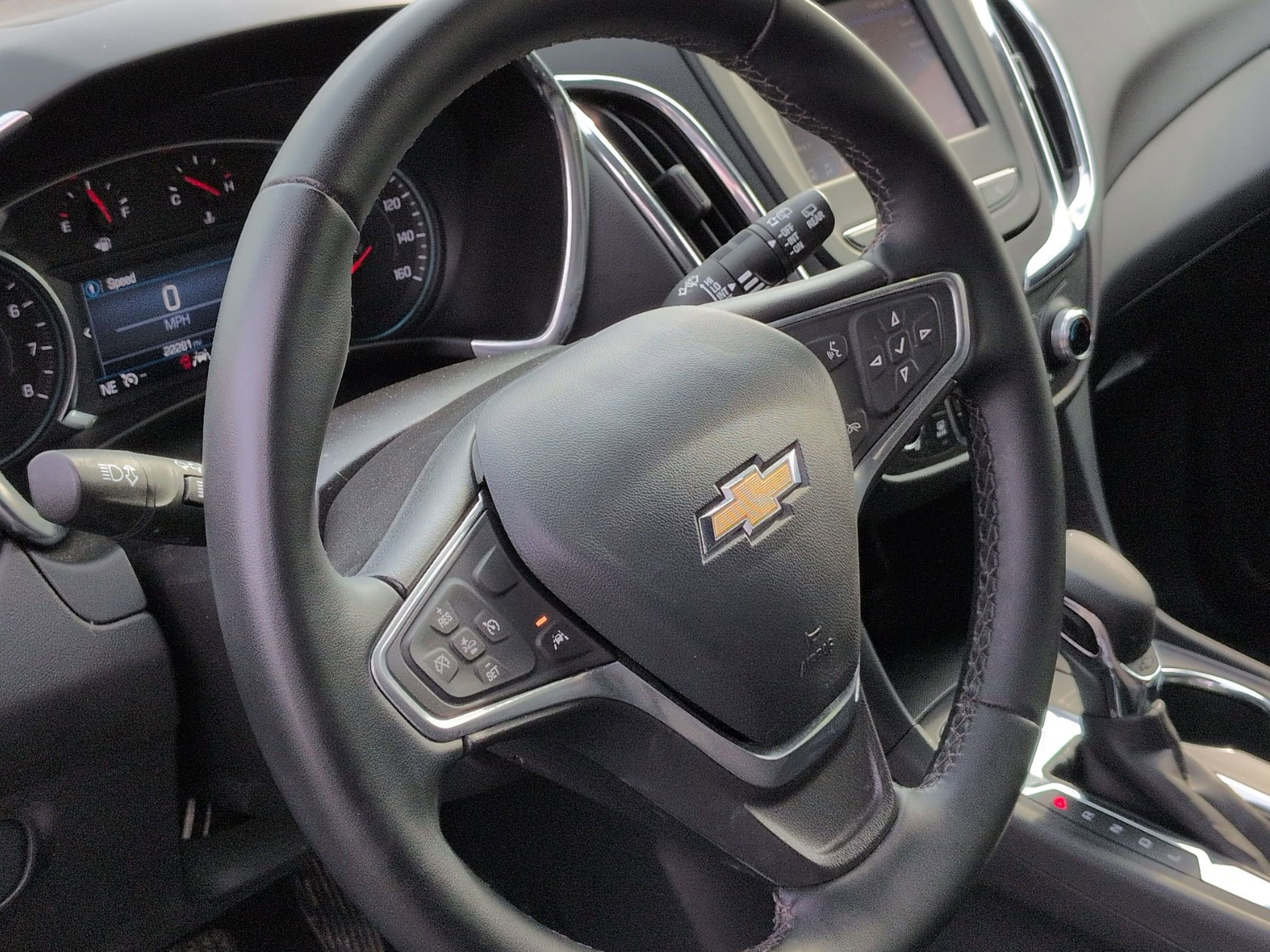 Used 2023 Chevrolet Equinox LT image 18