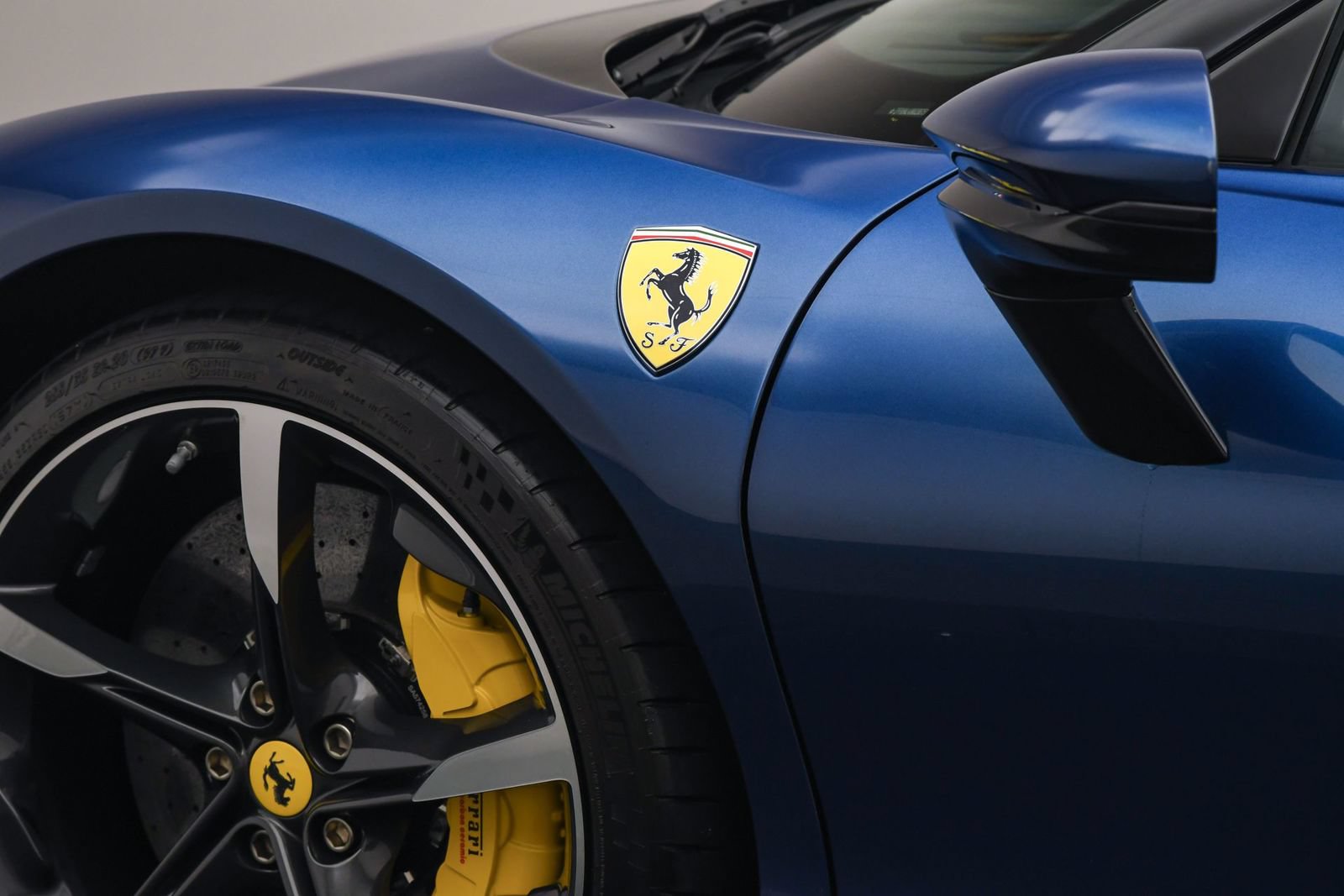 Used 2021 Ferrari SF90 Stradale AWD/4WD image 34