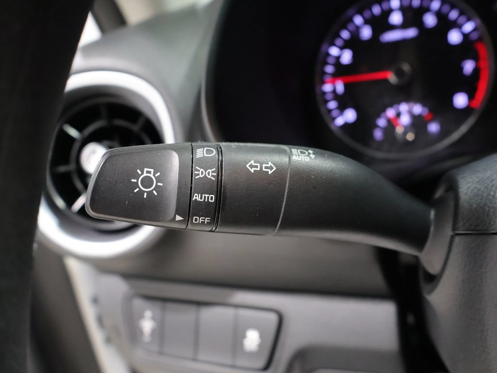 Used 2024 Kia Forte LXS FWD image 33