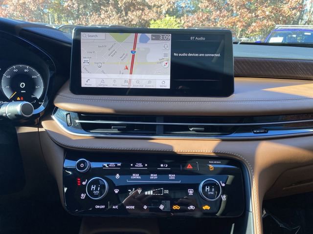 Used 2023 INFINITI QX60 Sensory w/ Cargo Package image 9