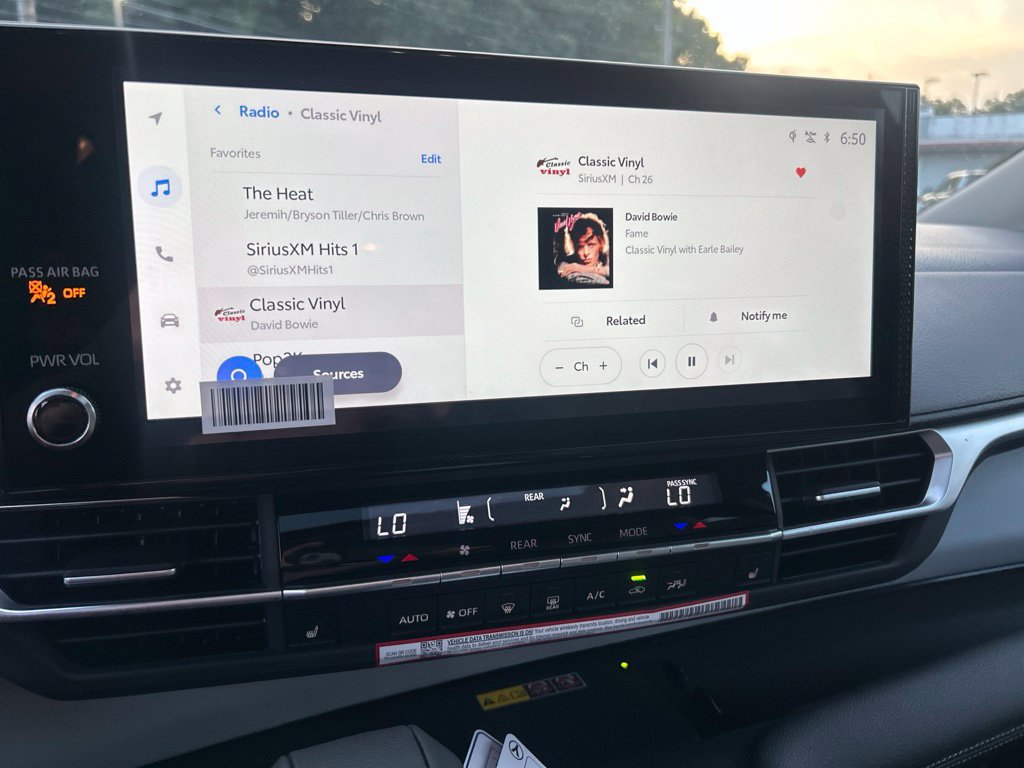 New 2026 Toyota Sienna XLE AWD/4WD image 18