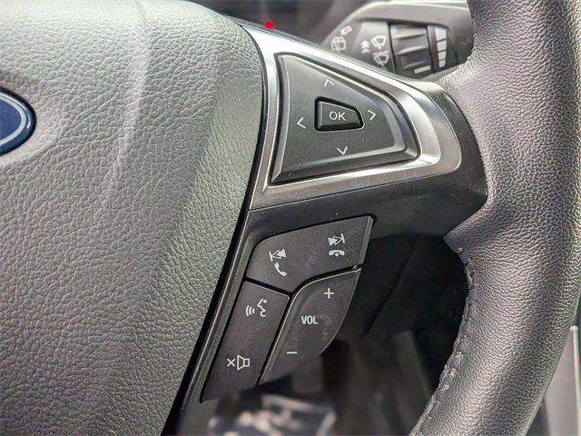 Used 2024 Ford Edge SEL image 17