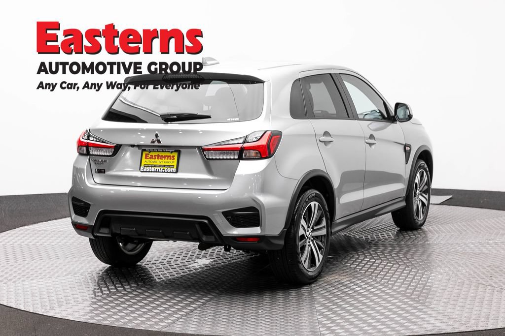 Used 2025 Mitsubishi Outlander Sport SE AWD/4WD image 5