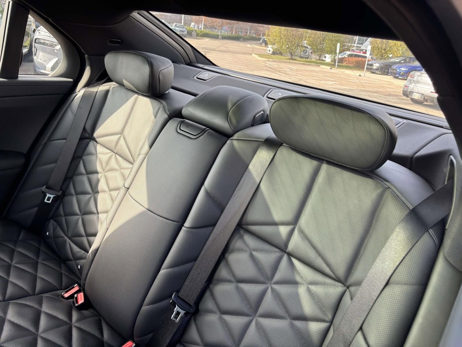 New 2026 BMW 740i xDrive image 28