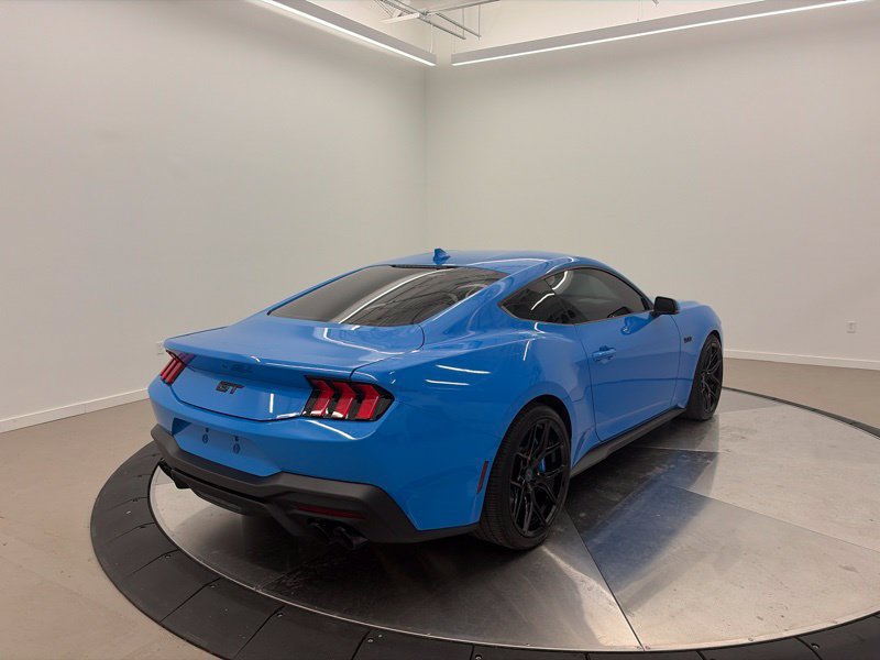 Used 2024 Ford Mustang GT Premium RWD image 3