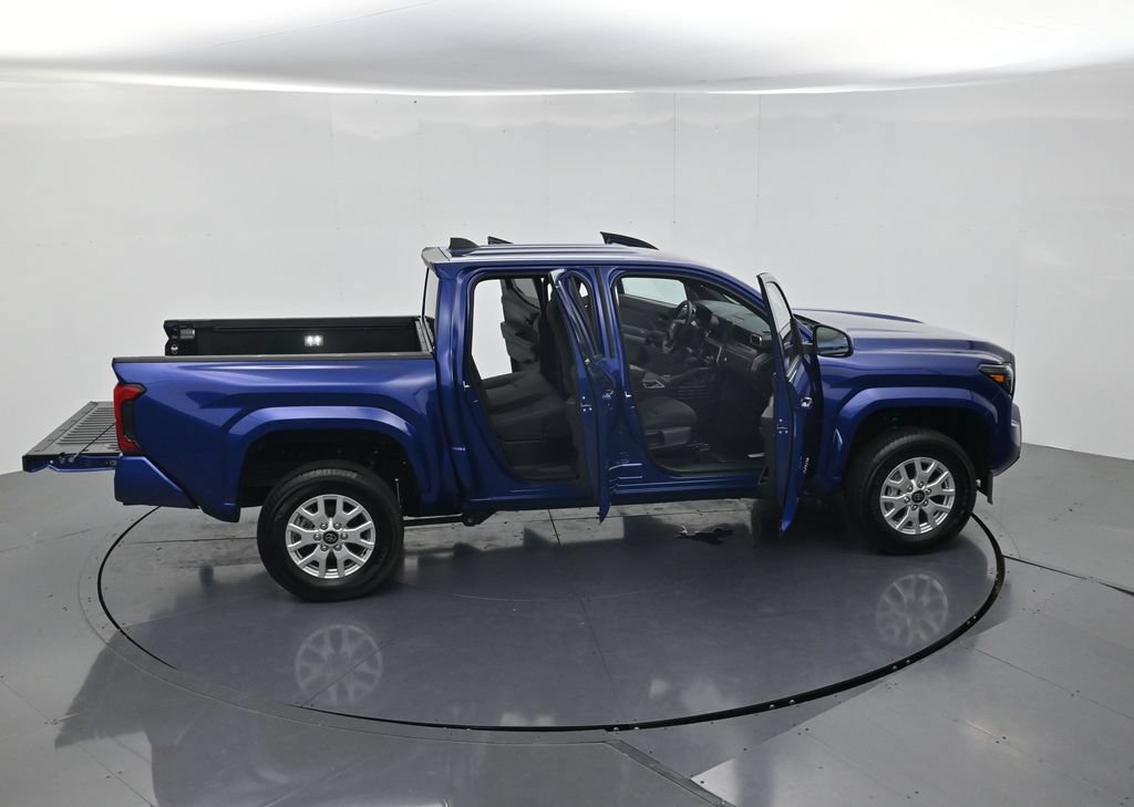 Used 2025 Toyota Tacoma SR5 RWD image 49