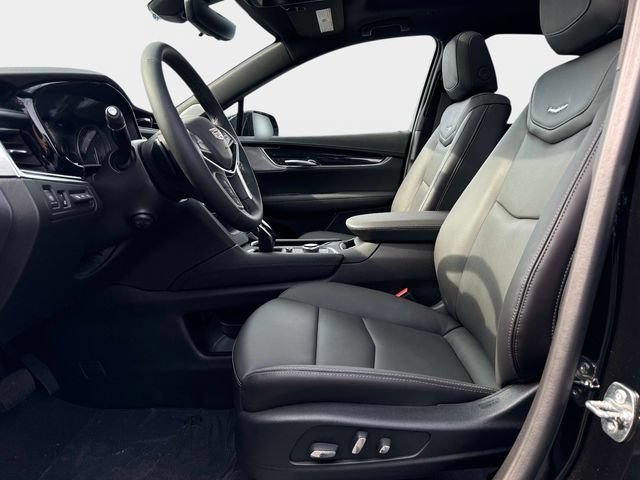New 2026 Cadillac XT5 Premium Luxury w/ Driver Assist Package AWD/4WD image 17