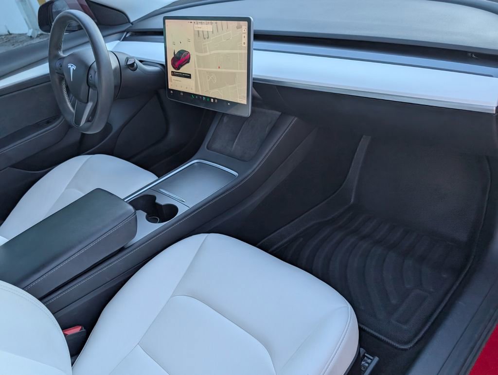 Used 2021 Tesla Model 3 Standard Range Plus RWD image 16