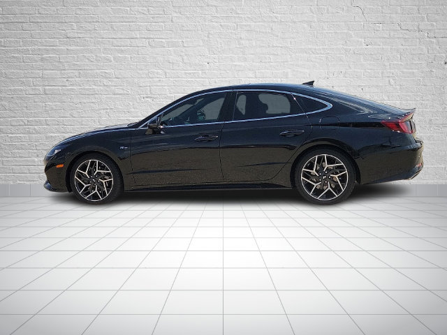 Used 2023 Hyundai Sonata N Line w/ Preferred Accessory Package FWD image 2