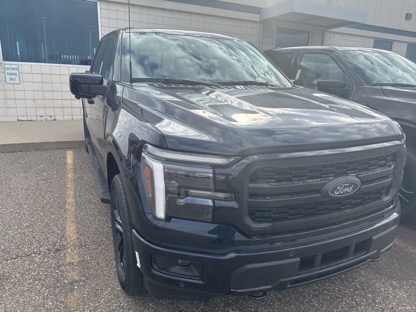 New 2026 Ford F150 Lariat w/ Equipment Group 502A High AWD/4WD image 15