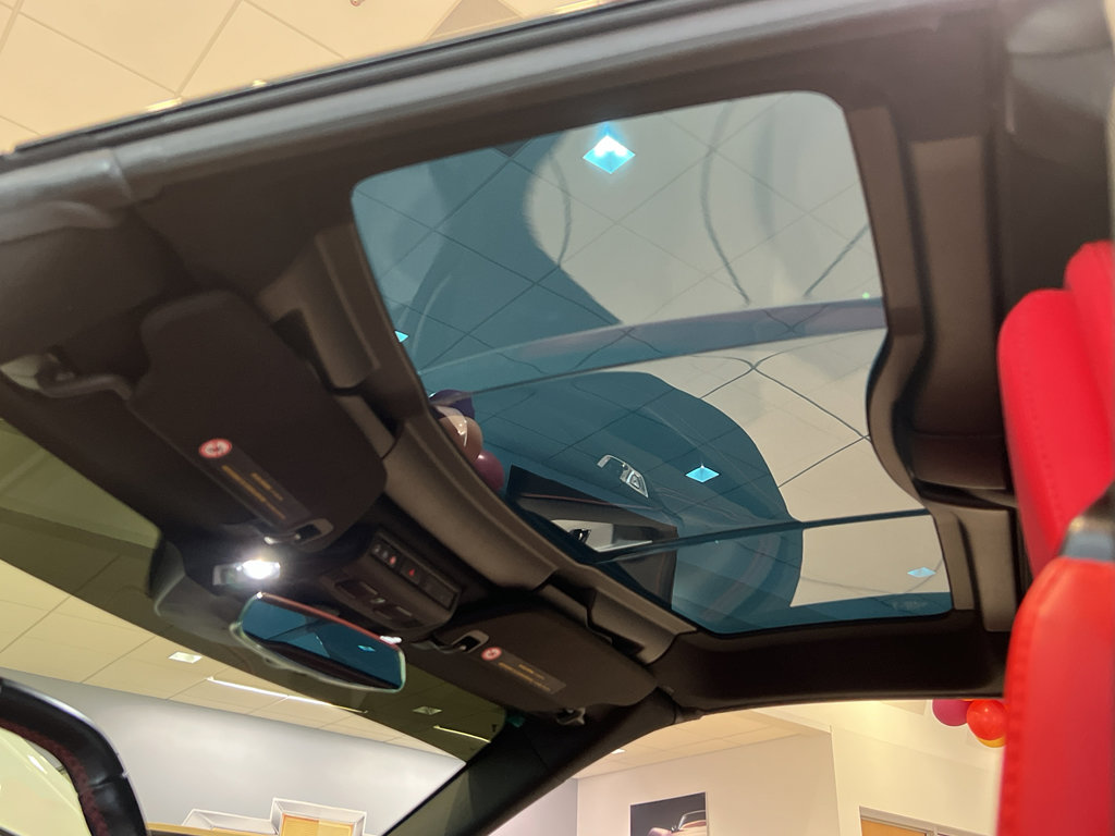 Used 2022 Chevrolet Corvette Stingray Coupe w/ 1LT image 23