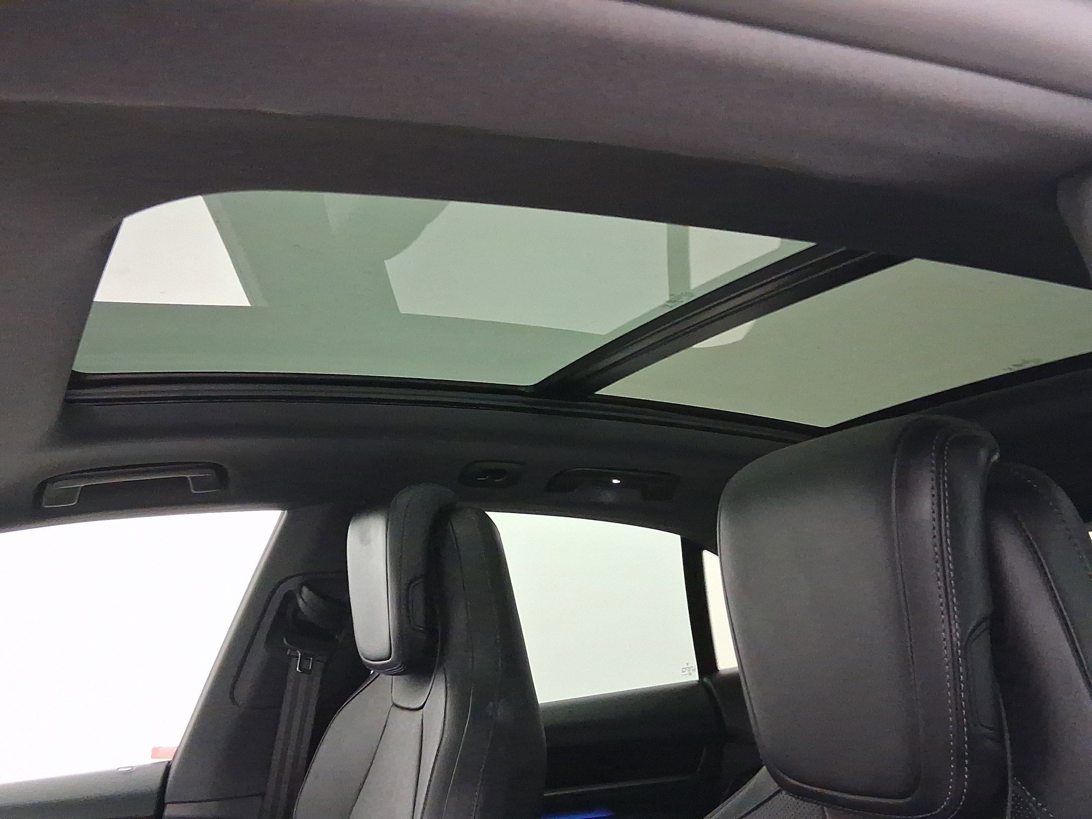 New 2025 Porsche Macan Electric image 14