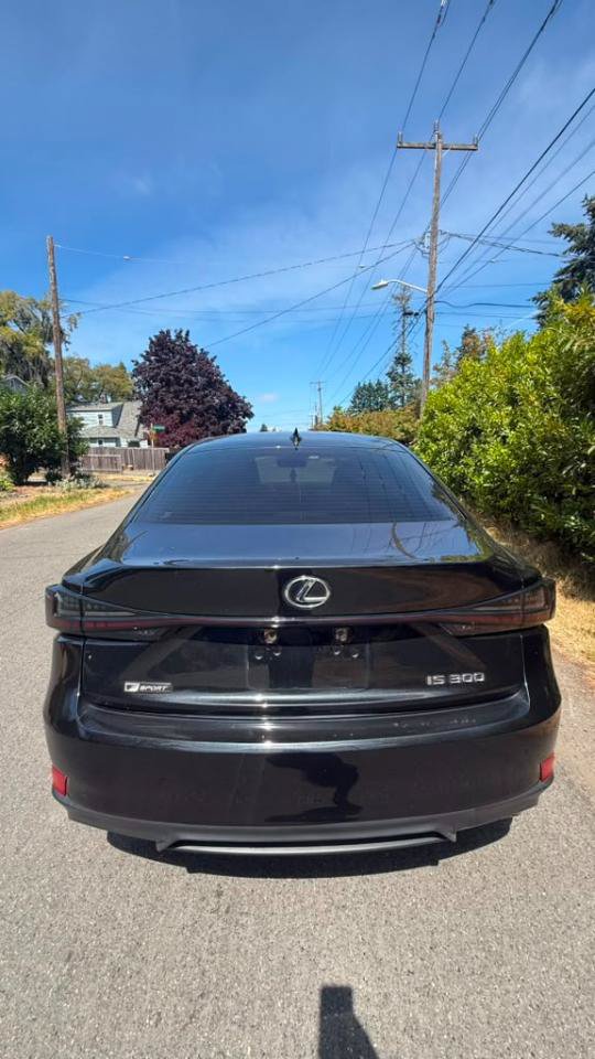 Used 2018 Lexus IS 300 F Sport RWD image 6