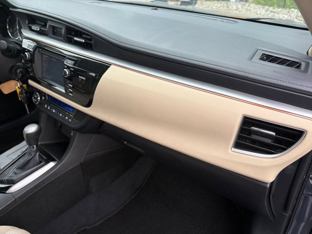 Used 2015 Toyota Corolla LE FWD image 20