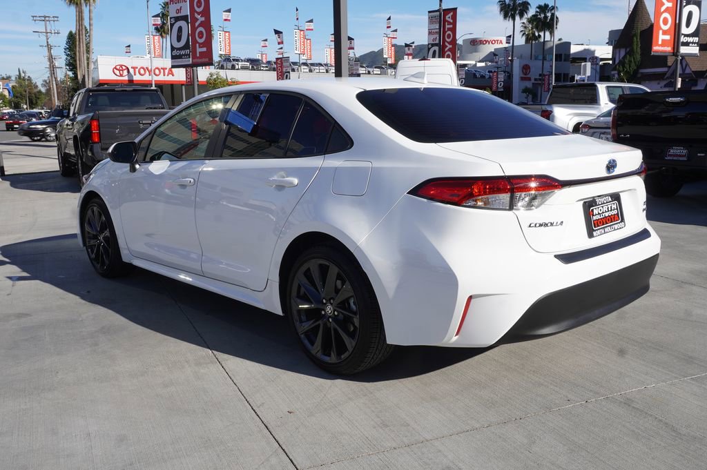 Certified 2025 Toyota Corolla LE w/ LE Premium Package image 4