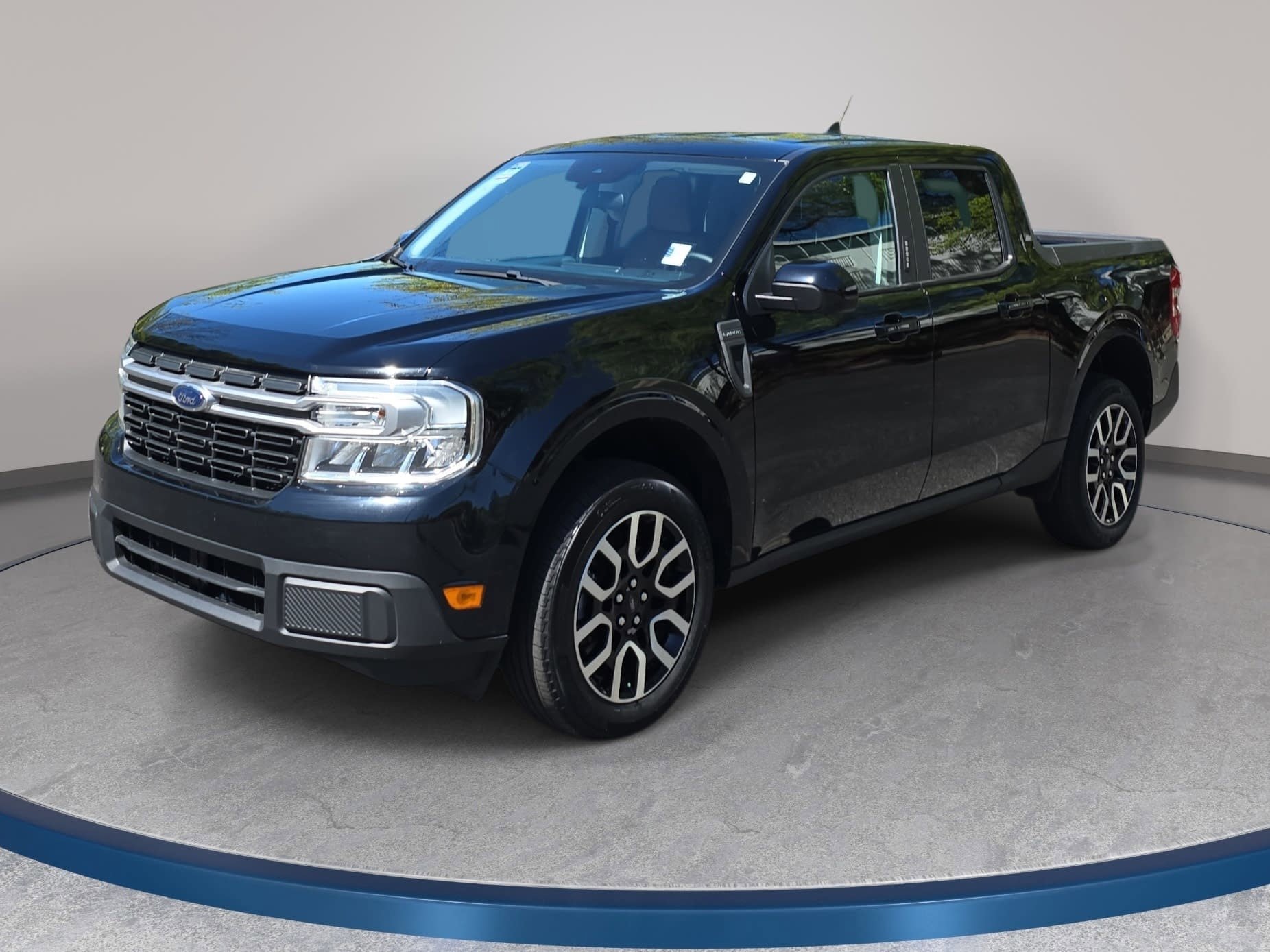 Used 2023 Ford Maverick Lariat FWD image 1