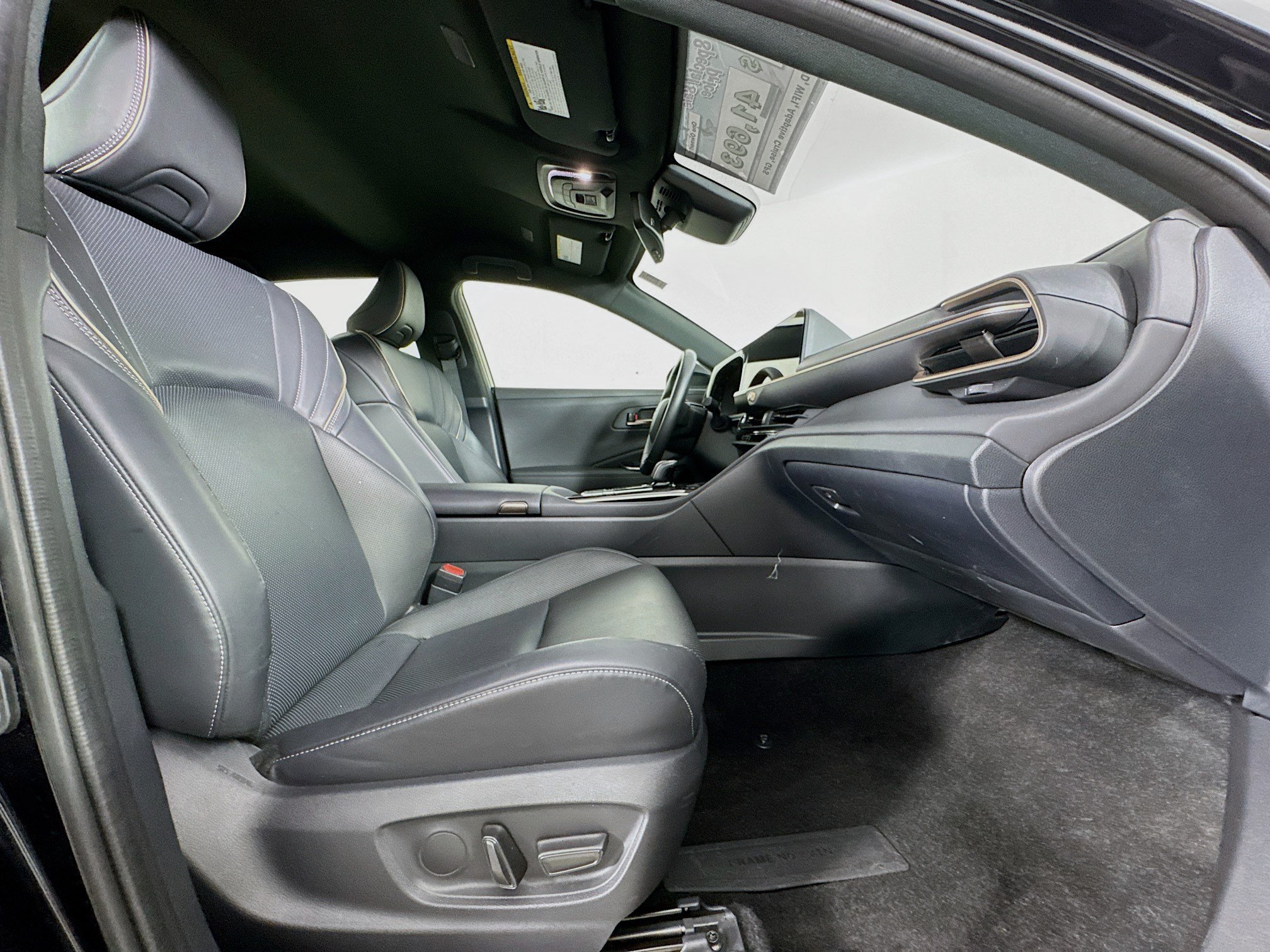 Certified 2026 Toyota Crown AWD/4WD image 29