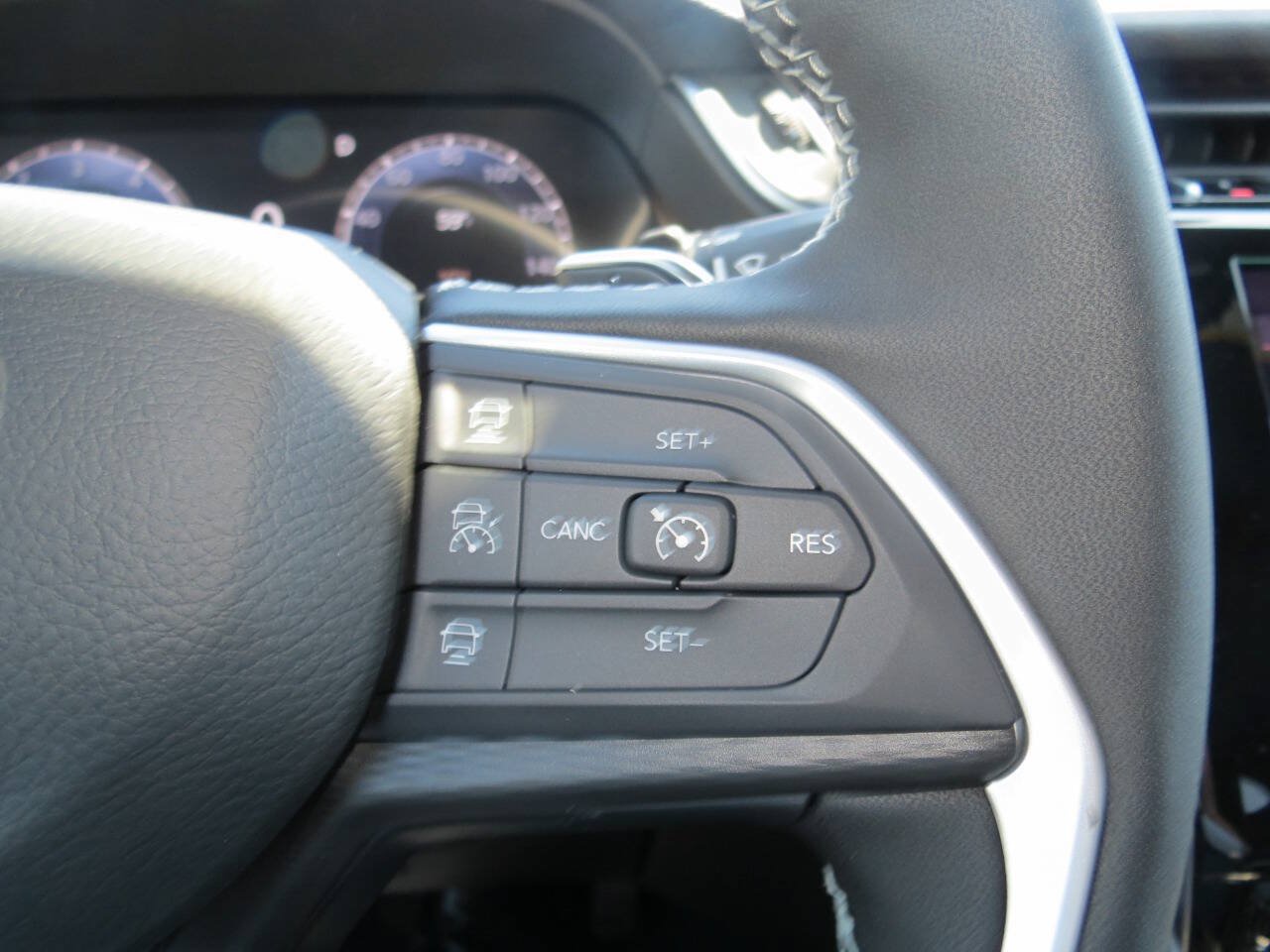 New 2026 Jeep Grand Cherokee Laredo X AWD/4WD image 12