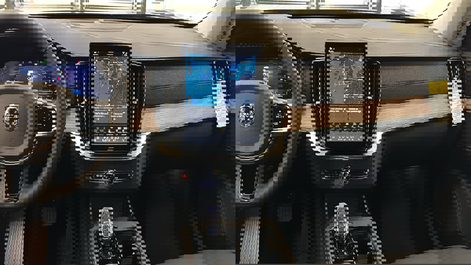 New 2026 Volvo XC90 B6 Plus w/ Protection Package Premier image 11