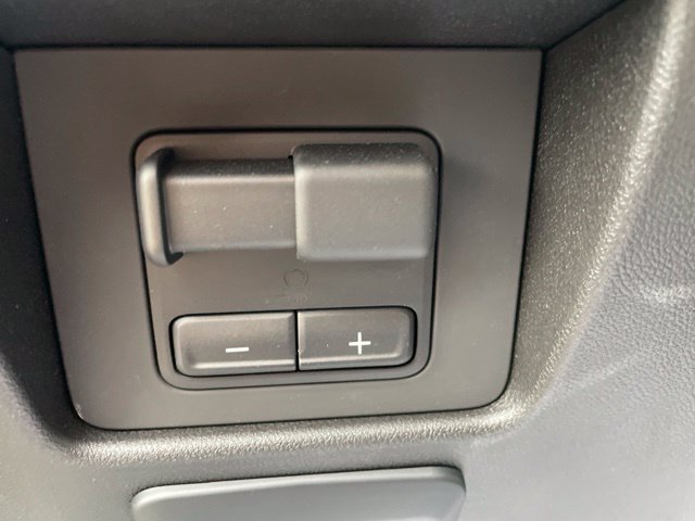 Used 2025 GMC Canyon AT4 w/ AT4X AEV Edition AWD/4WD image 17