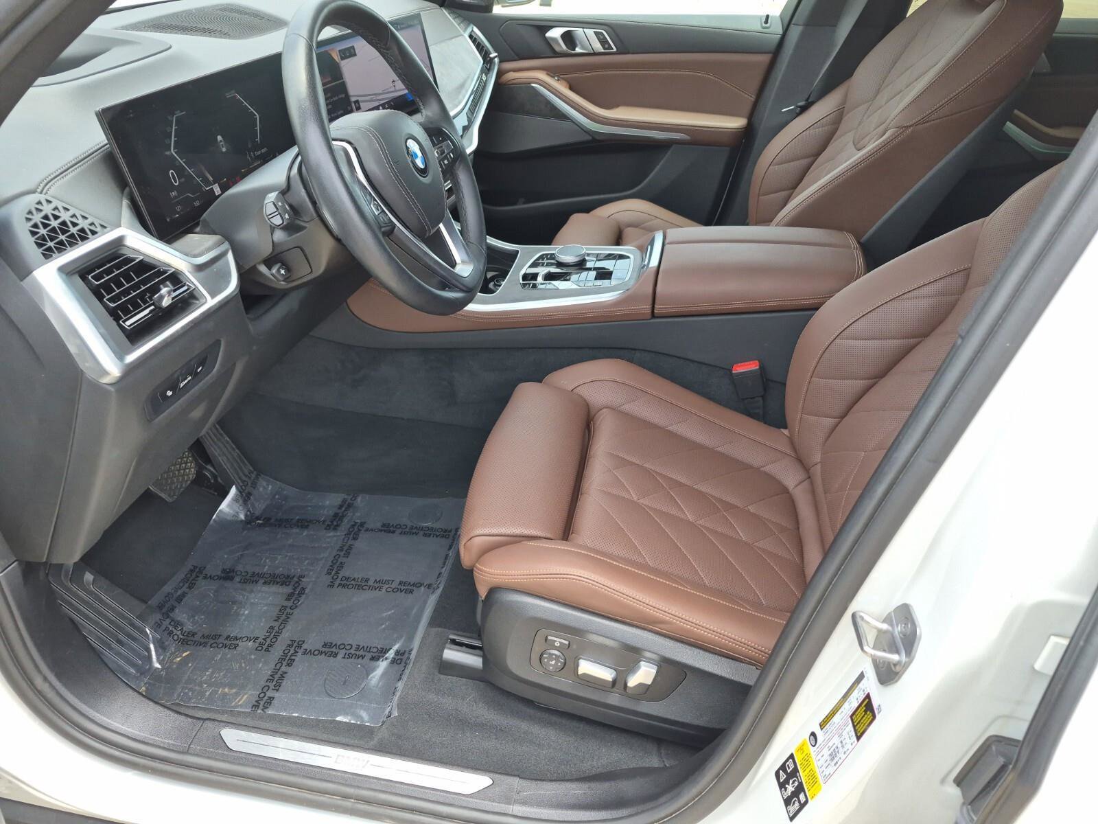 Certified 2024 BMW X5 xDrive40i w/ Premium Package AWD/4WD image 12