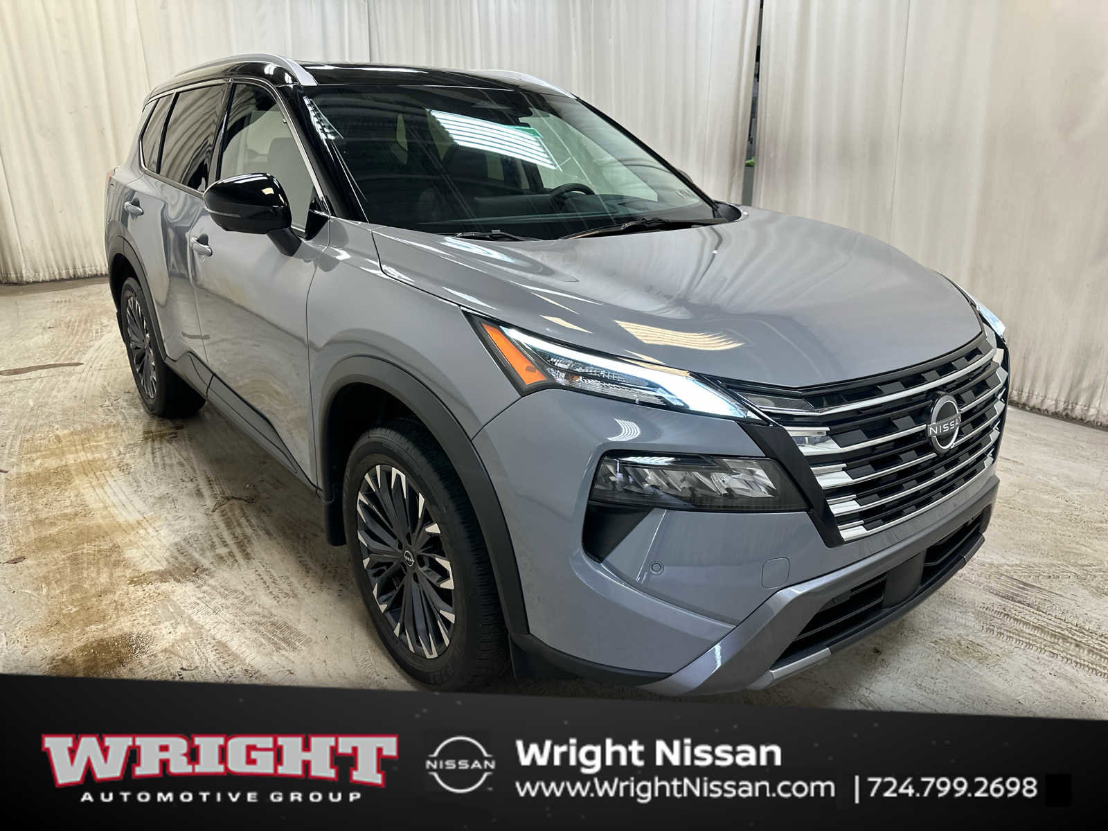 Certified 2025 Nissan Rogue SL w/ Tech Package image 1