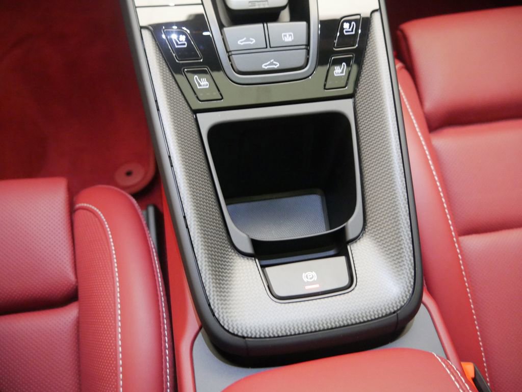 Certified 2025 Porsche 911 Carrera GTS image 33