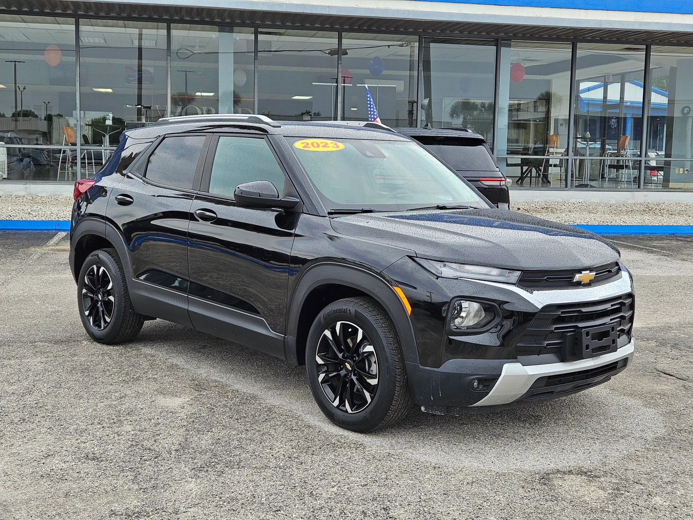 Used 2023 Chevrolet TrailBlazer LT w/ Convenience Package FWD image 20