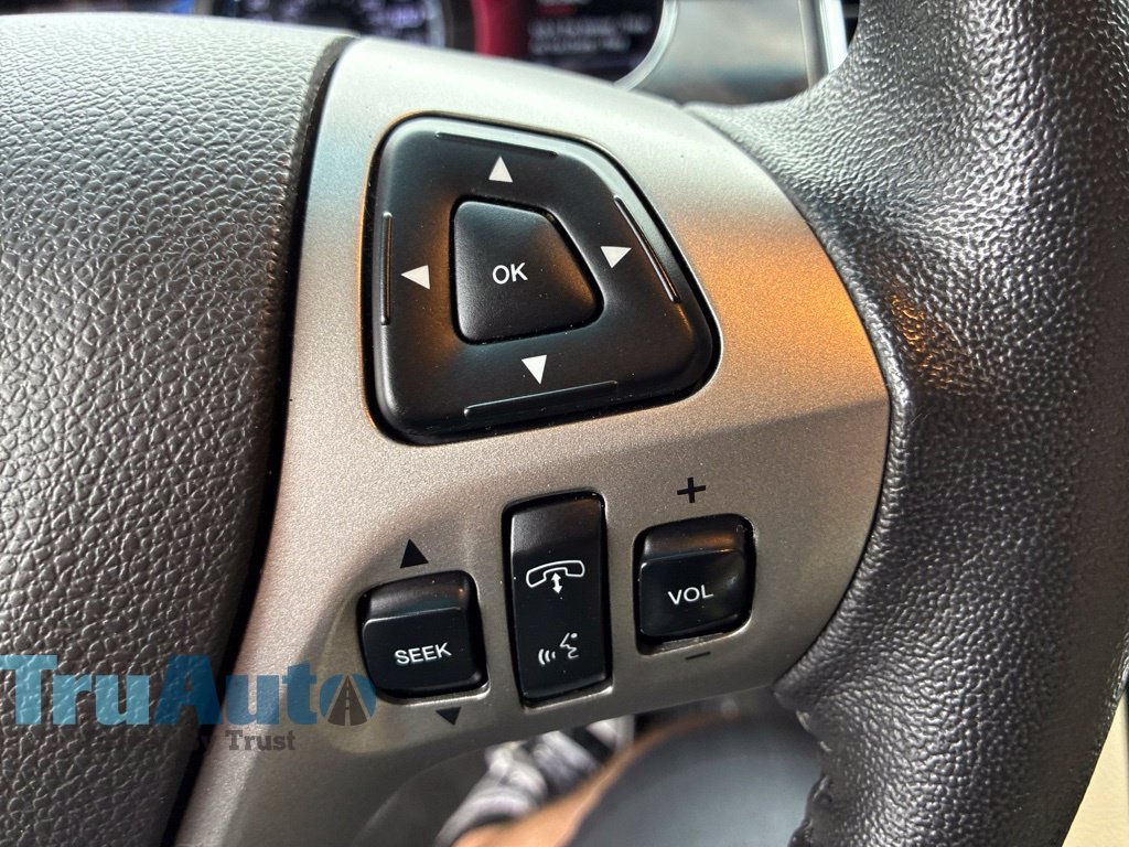 Used 2017 Ford Taurus Limited FWD image 31