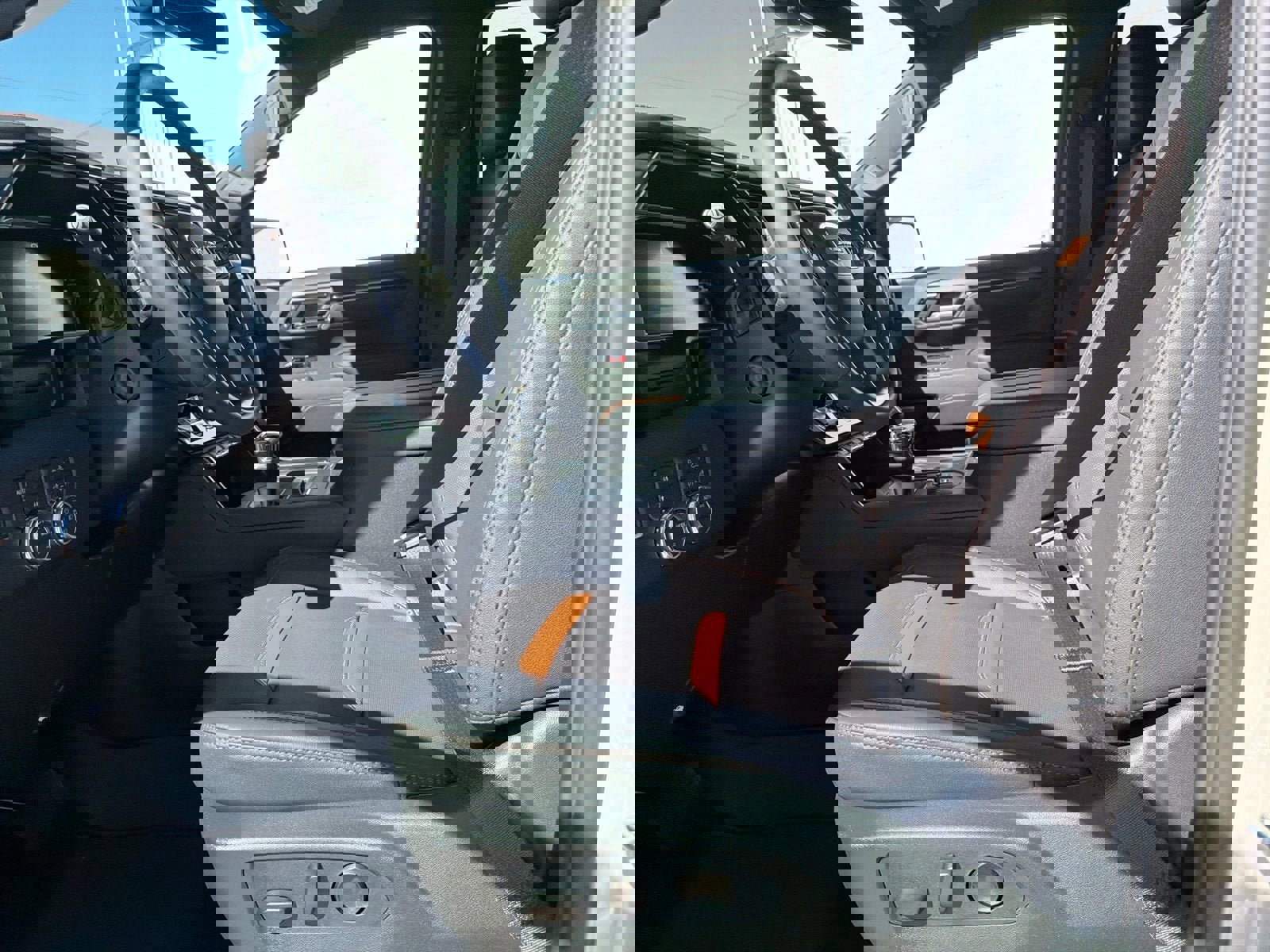 New 2026 GMC Sierra 1500 AT4 w/ AT4 Premium Package image 14