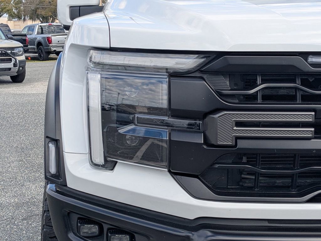 Used 2024 Ford F150 Raptor AWD/4WD image 9