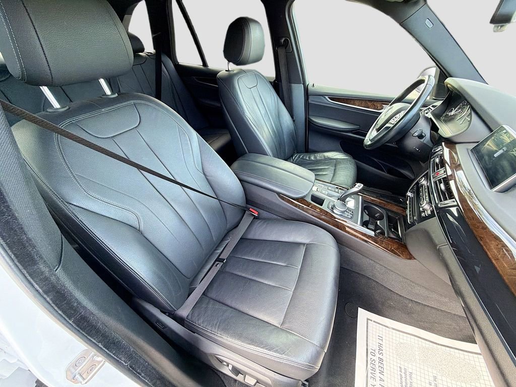 Used 2017 BMW X5 xDrive40e image 15